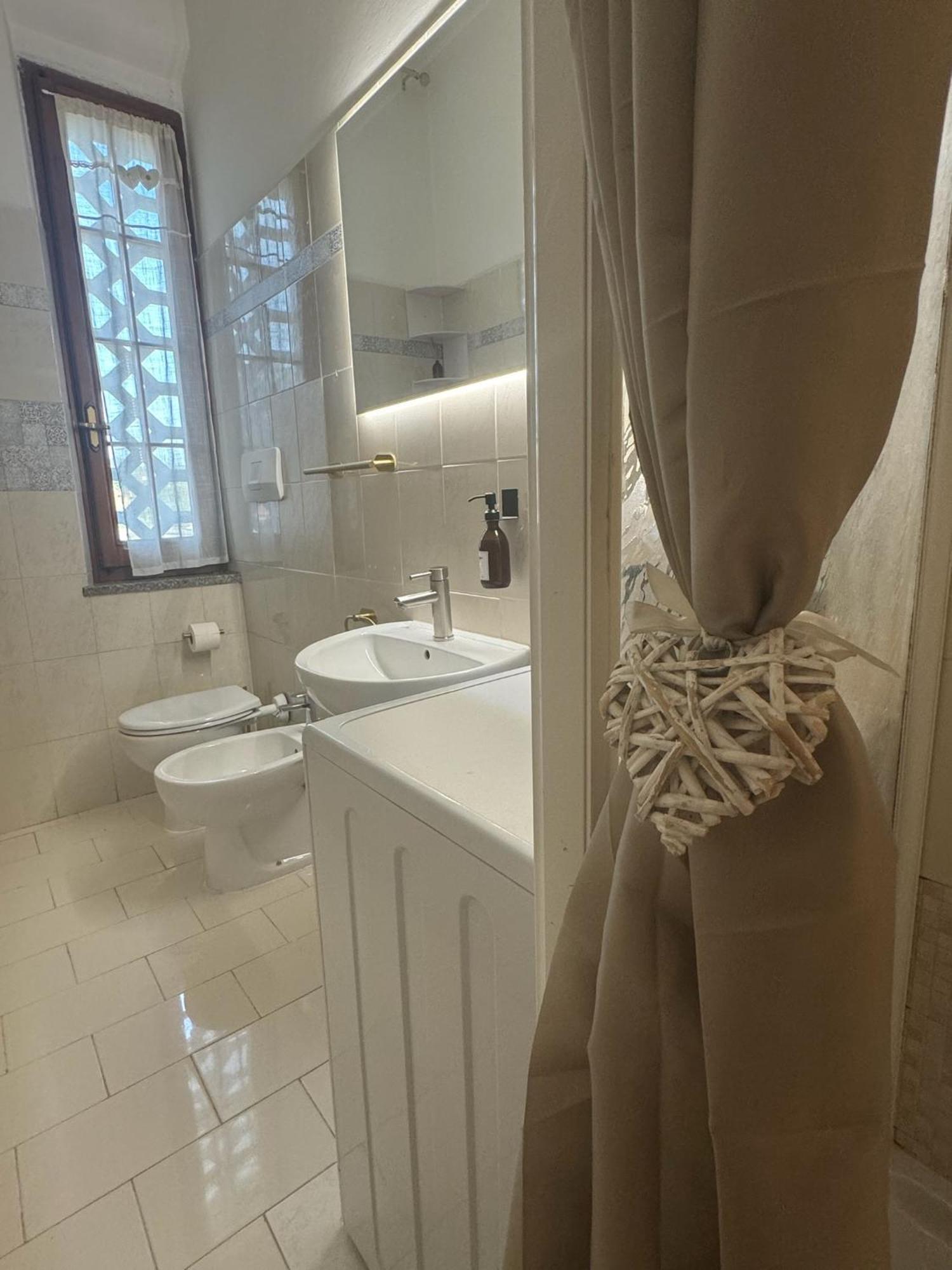 Zenzone House Apartment ลาสเปเซีย ภายนอก รูปภาพ