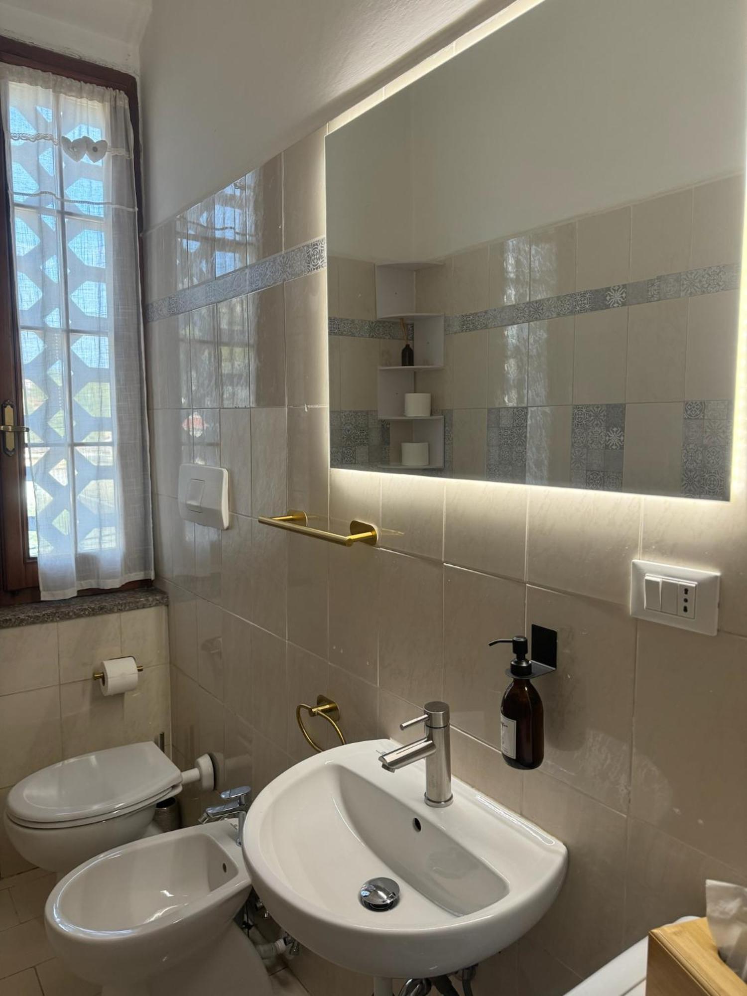 Zenzone House Apartment ลาสเปเซีย ภายนอก รูปภาพ